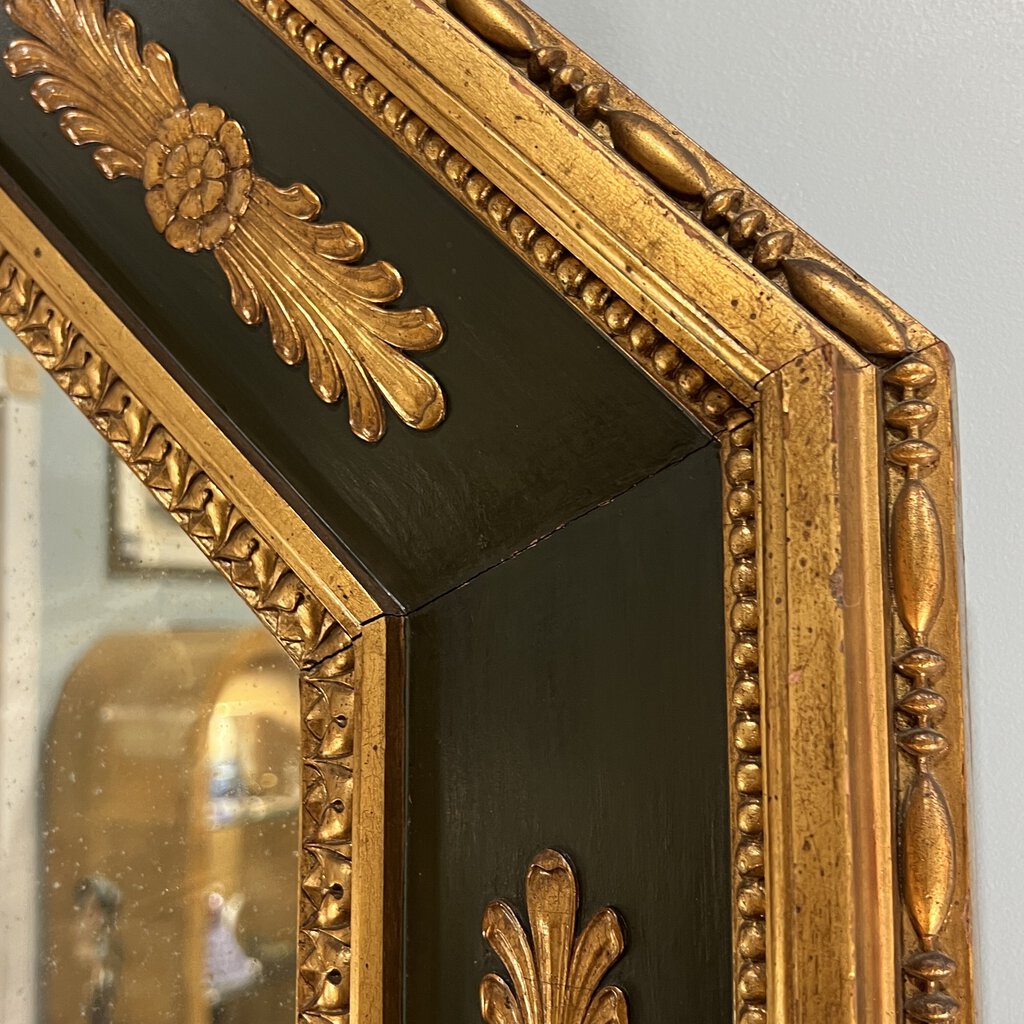 Baroque Style Antique Octagonal Mirror w/ Carved Gilded Motif. 32"x35"