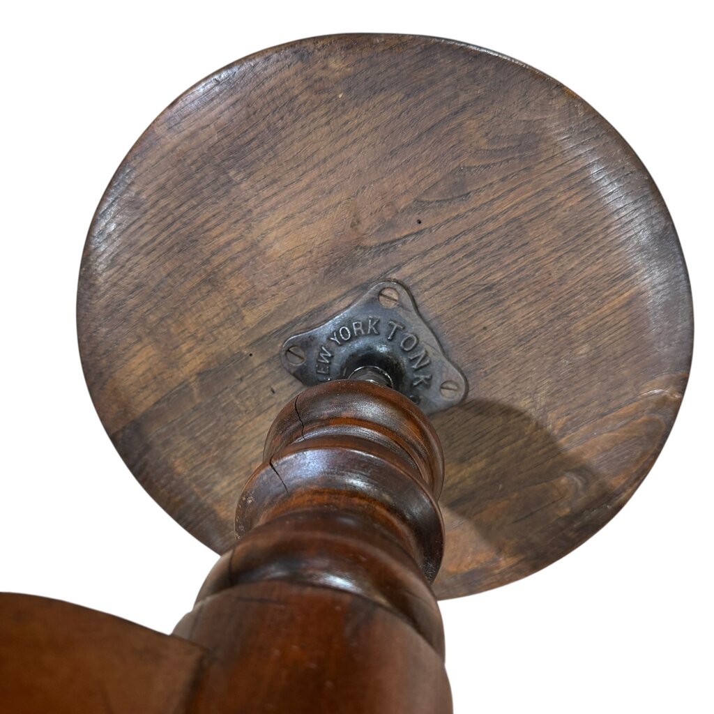 Antique Tonk Chicago New York Oak Adjustable Swivel Piano Stool Circa 1880's 14Wx20H