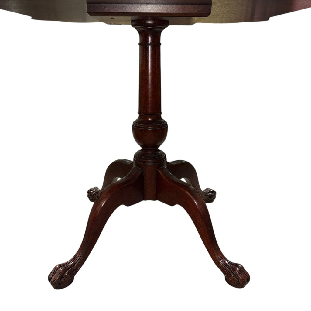 Baker Furniture Flame Mahogany Inlaid Tea Table w/ Claw Foot Base 32Lx32Wx28H