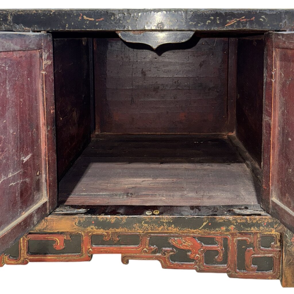 Early 19th Century Shanxi Province Chinese Black Lacquer Sideboard / Altar Cabinet 52.5Lx17.5Wx17H